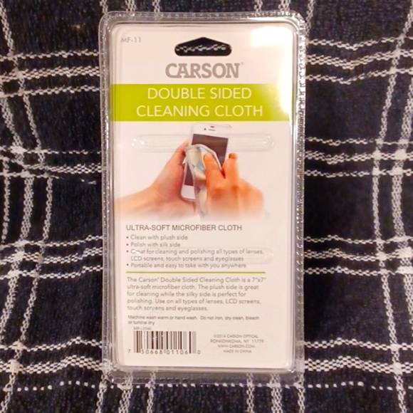 * 2 for $5 * Carson double sided cleaning cloth. - Picture 2 of 3